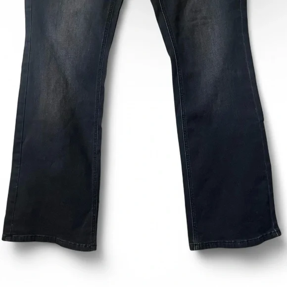 BDG Urban Outfitters Y2K Belted Flare Low Rise Jean Dark Wash Size 33 Black Slim - Picture 7 of 16